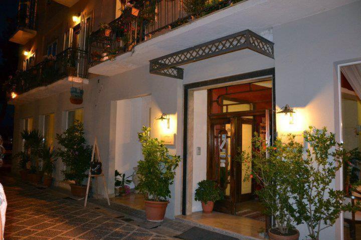 Hotel La Congiura Dei Baroni Teggiano Buitenkant foto