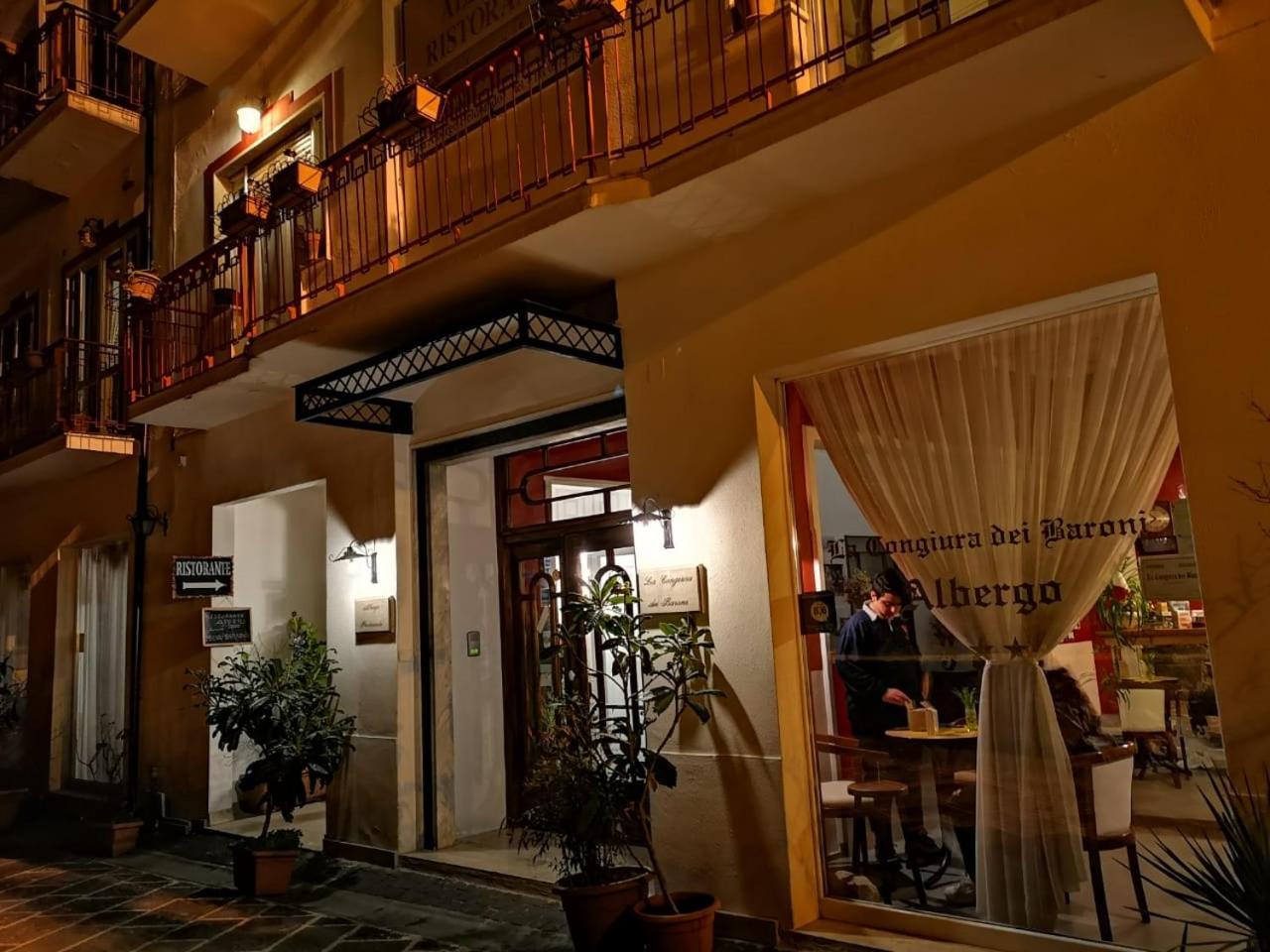 Hotel La Congiura Dei Baroni Teggiano Buitenkant foto
